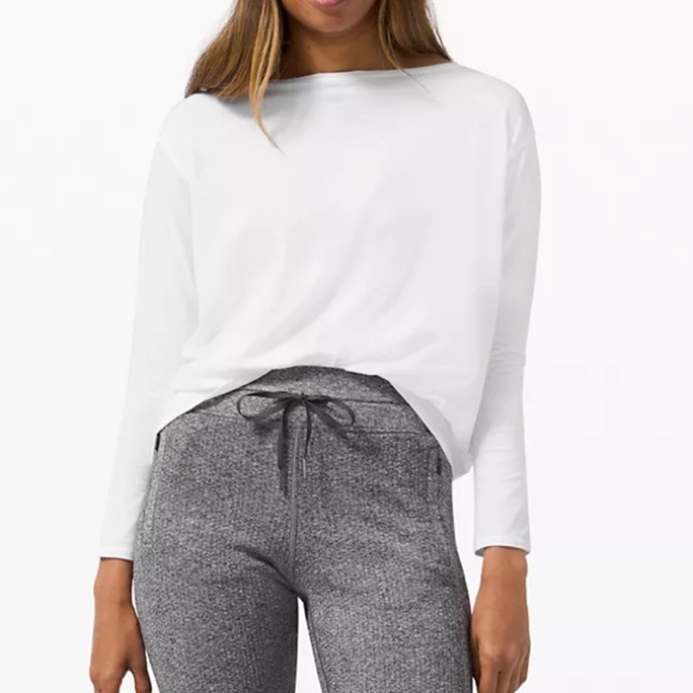 Lululemon Back In Action Long Sleeve